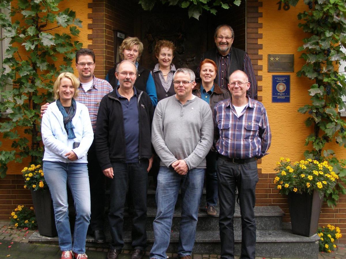 Weinstube Pension Moselbluemchen Zeltingen-Rachtig Exteriér fotografie