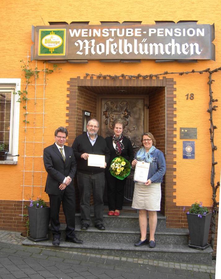 Weinstube Pension Moselbluemchen Zeltingen-Rachtig Exteriér fotografie